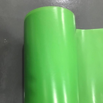 Film di HDPE bianco liscio con bassa resistenza alla trazione e superficie in rilievo